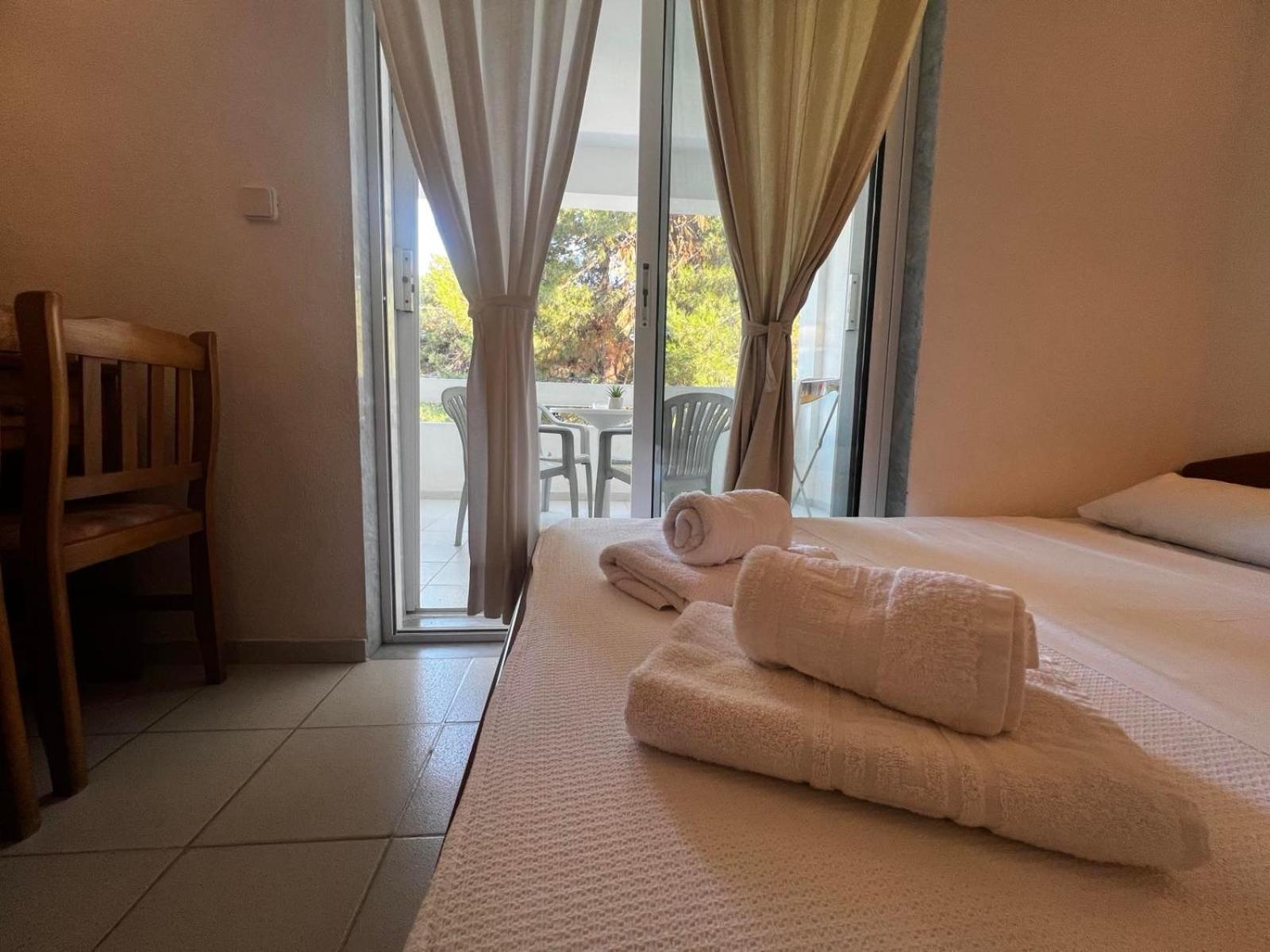 Hotel Proteas Ormos Prinou  Room photo