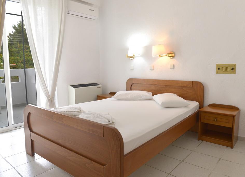 Hotel Proteas Ormos Prinou  Exterior photo